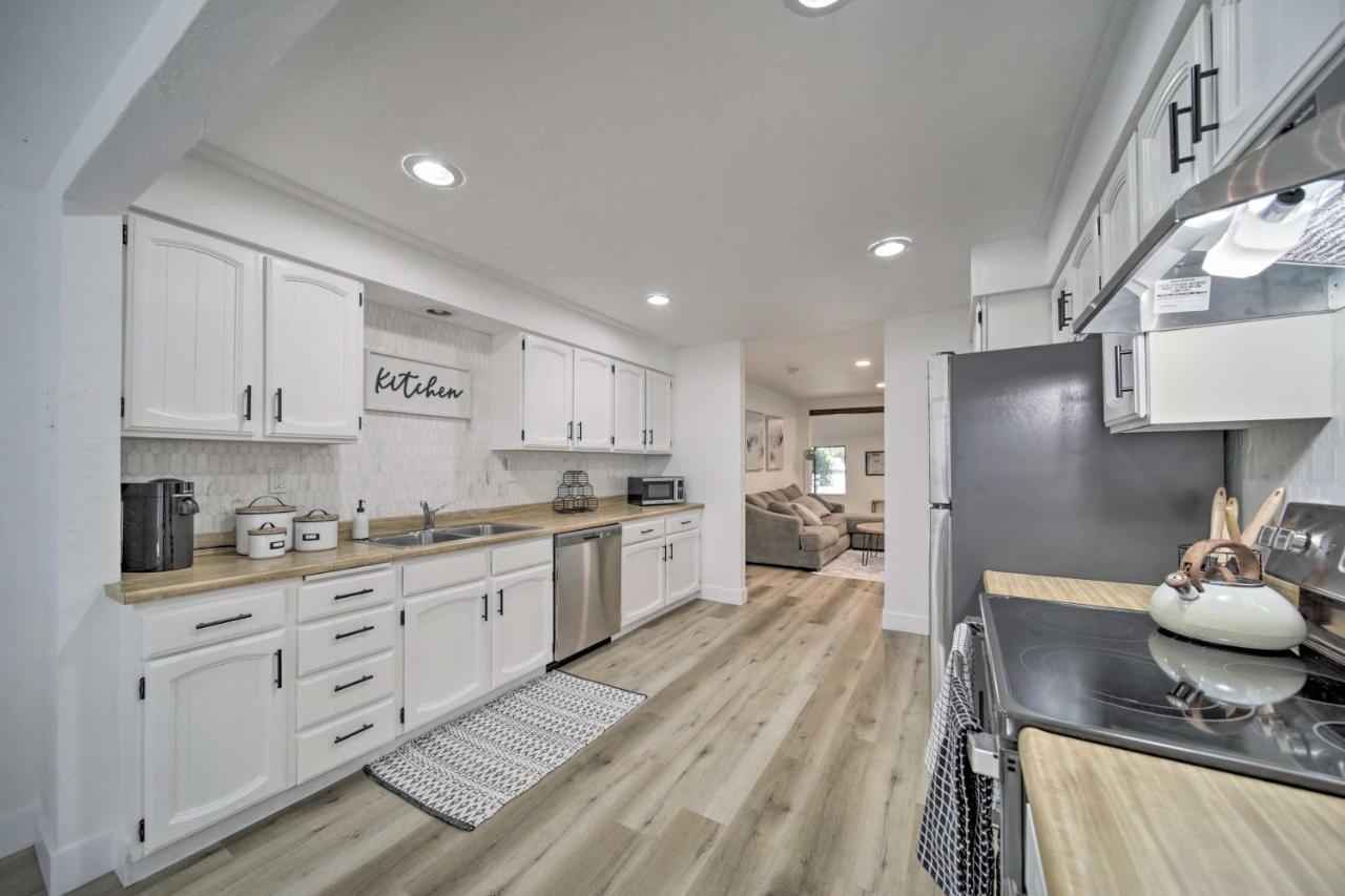 Bright And Airy Liberty Lake Abode With Backyard! Exterior foto
